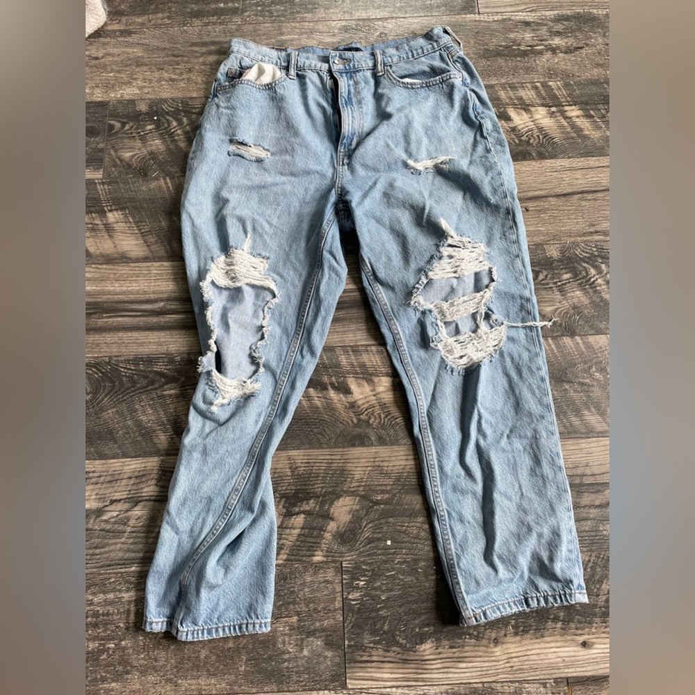 Mom Jeans